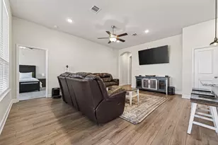 917 Farm Path, Brenham, TX 77833 - Photo 7