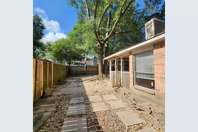 6938 Foxbrook Drive, Humble, TX 77338 - Photo 13