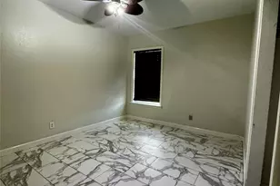 9227 Laura Koppe Rd, Houston, TX 77078 - Photo 11