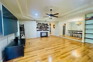 5835 Plantation Dr, Baytown, TX 77523 - Photo 11