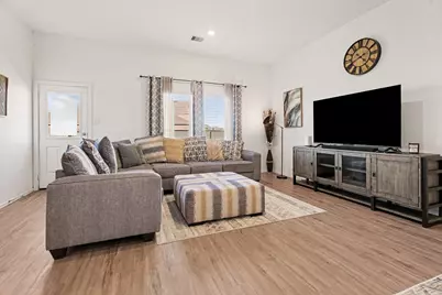 9502 Brookside Point Drive, Baytown, TX 77521 - Photo 5