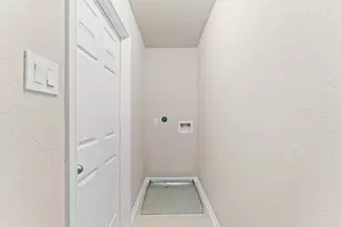 1367 Mixander Way S, La Porte, TX 77571 - Photo 13