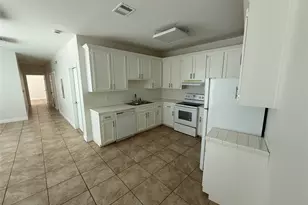 2724 Crossview Dr, Houston, TX 77063 - Photo 3