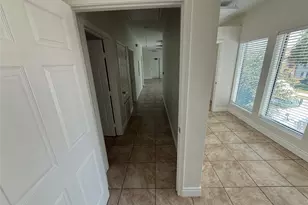 2724 Crossview Dr, Houston, TX 77063 - Photo 7