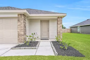 1015 Bluegill Dr, Alvin, TX 77511 - Photo 3