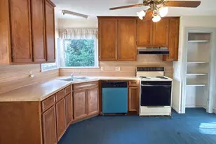 1801 Central Dr, Beaumont, TX 77706 - Photo 9