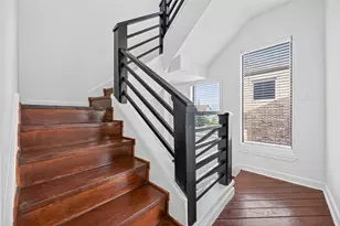 708 W Clay St, Houston, TX 77019 - Photo 33