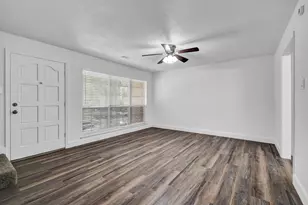 432 Robinson Rd, Oyster Creek, TX 77541 - Photo 9
