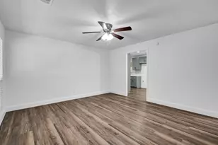 432 Robinson Rd, Oyster Creek, TX 77541 - Photo 35