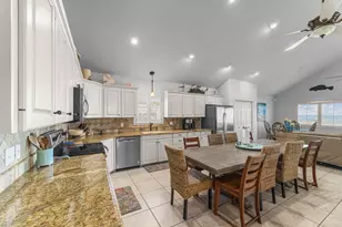 316 Marshall Johnson Ave S, Port Lavaca, TX 77979 - Photo 13