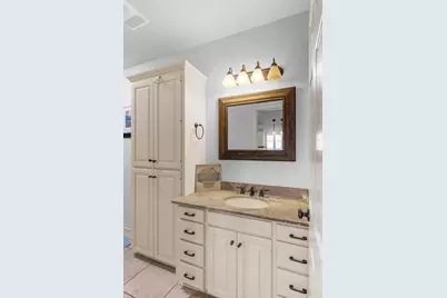 316 Marshall Johnson Avenue S, Port Lavaca, TX 77979 - Photo 17