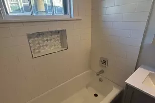 2428 Ave O 1/2 St, Galveston, TX 77550 - Photo 5