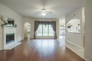 111 Pheasant Run Dr, Conroe, TX 77384 - Photo 11