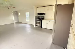 747 Rd 5210, Cleveland, TX 77327 - Photo 17