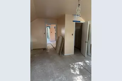 203 Briar Hill Drive N, Houston, TX 77042 - Photo 11