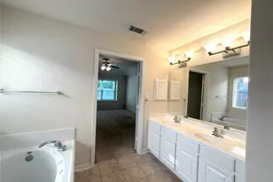 21411 Venture Park Dr, Richmond, TX 77406 - Photo 23