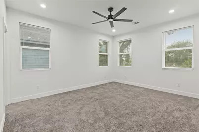 8129 Hoffman Street, Houston, TX 77016 - Photo 7