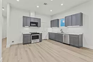 8129 Hoffman St, Houston, TX 77016 - Photo 3