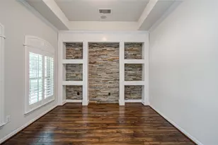 28666 Pleasant Forest Dr, Katy, TX 77494 - Photo 9