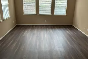13051 Iris Garden Ln, Houston, TX 77044 - Photo 9