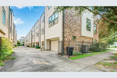 1401 Nagle Street, Houston, TX 77003 - Photo 1