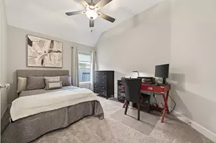 411 Callery Pear Ct, Conroe, TX 77304 - Photo 35