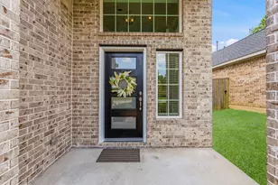 181 Hidden Peak Dr, Montgomery, TX 77316 - Photo 3