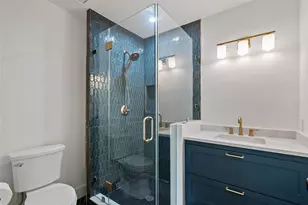 312 W 31st St, Houston, TX 77018 - Photo 9