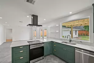 312 W 31st St, Houston, TX 77018 - Photo 25