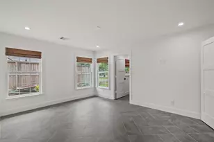 312 W 31st St, Houston, TX 77018 - Photo 25