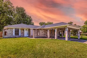 1907 Bunzel St, Houston, TX 77088 - Photo 3