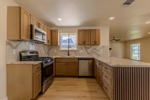 1907 Bunzel St, Houston, TX 77088 - Photo 11