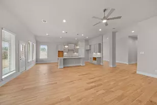 188 Upland Dr, Waller, TX 77484 - Photo 9