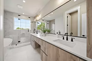 4430 Providence St, Houston, TX 77020 - Photo 35
