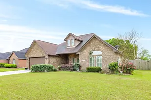 1008 S Belle Dr, Angleton, TX 77515 - Photo 3