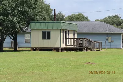 1413 N Main Street, Schulenburg, TX 78956 - Photo 23