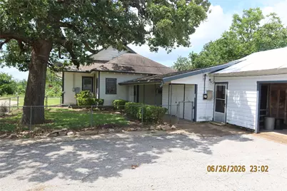 1413 N Main Street, Schulenburg, TX 78956 - Photo 11