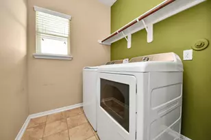 10018 Lynnwood Dr, Baytown, TX 77521 - Photo 29