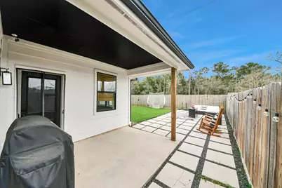 10018 Lynnwood Drive, Baytown, TX 77521 - Photo 33