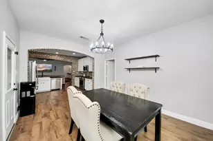 10018 Lynnwood Dr, Baytown, TX 77521 - Photo 13