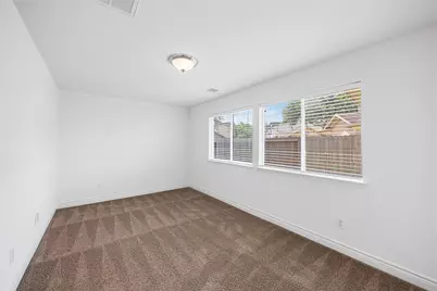 3314 Clearview Circle, Houston, TX 77025 - Photo 7