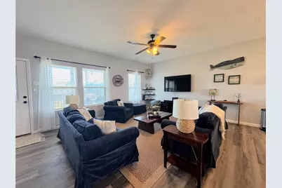 12930 Buccaneer Parkway, Freeport, TX 77541 - Photo 11