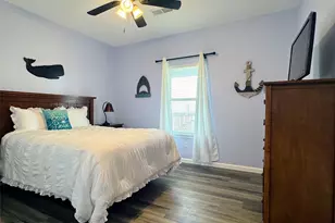 12930 Buccaneer Pkwy, Freeport, TX 77541 - Photo 13