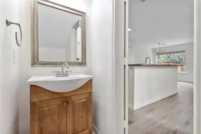 122 S Walden Elms Cir Circle, The Woodlands, TX 77382 - Photo 15