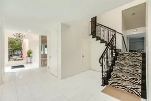 5 Colony Park Dr, Galveston, TX 77551 - Photo 7