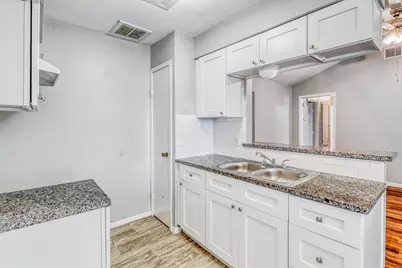 1323 W Donovan Street, Houston, TX 77091 - Photo 11