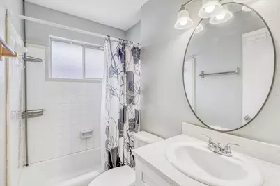 1323 W Donovan Street, Houston, TX 77091 - Photo 19