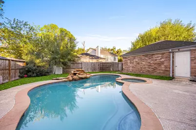 7510 Blue Bonnet Run Court, Houston, TX 77095 - Photo 39