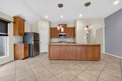 2808 Arbor Brook Lane, Pearland, TX 77584 - Photo 9