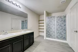 16522 Silla Ridge Ct, Houston, TX 77049 - Photo 7